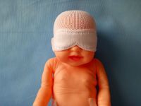 婴儿戴眼罩图IV