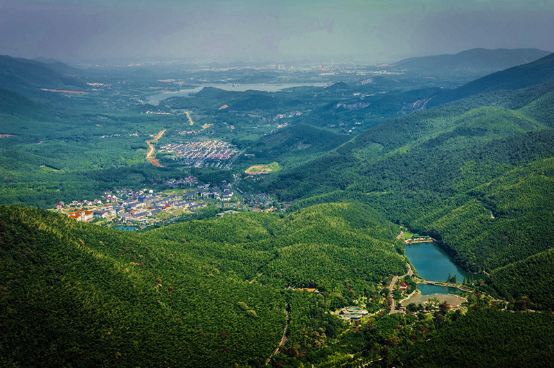 宜兴户外|攀登龙池山-溶洞奇观-地下河探险-竹海漂流