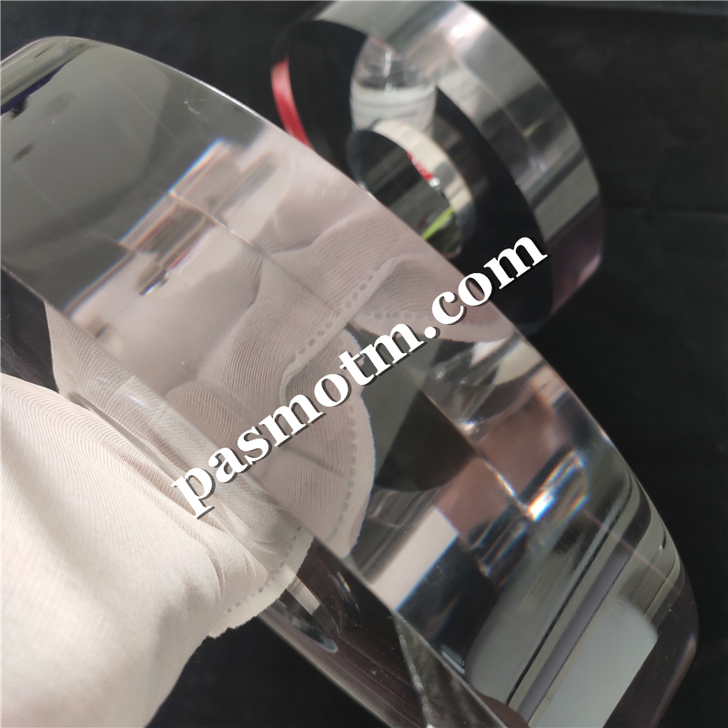 帕姆板特种透明材料光学透明、耐高压、易加工，用户可以通过CNC数控机床加工中心加工成不同内径、不同壁厚、不同外径的透明圆管，圆柱，圆筒等产品。