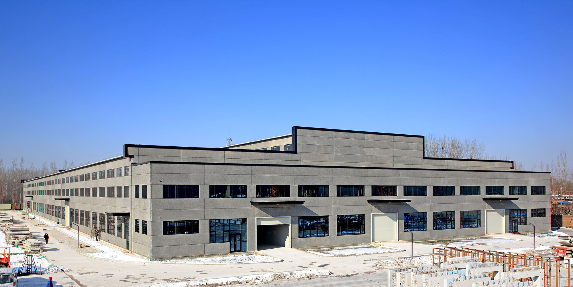 新型装配式pc工业厂房首例示范工程顺利竣工 北京榆构 集团 有限公司