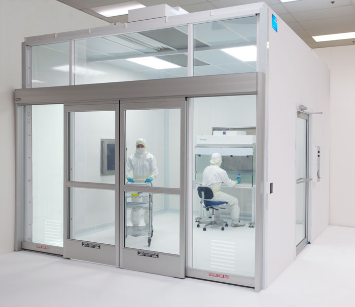 cleanroom-biosafe-frp-models-140418-IMG_8446-700