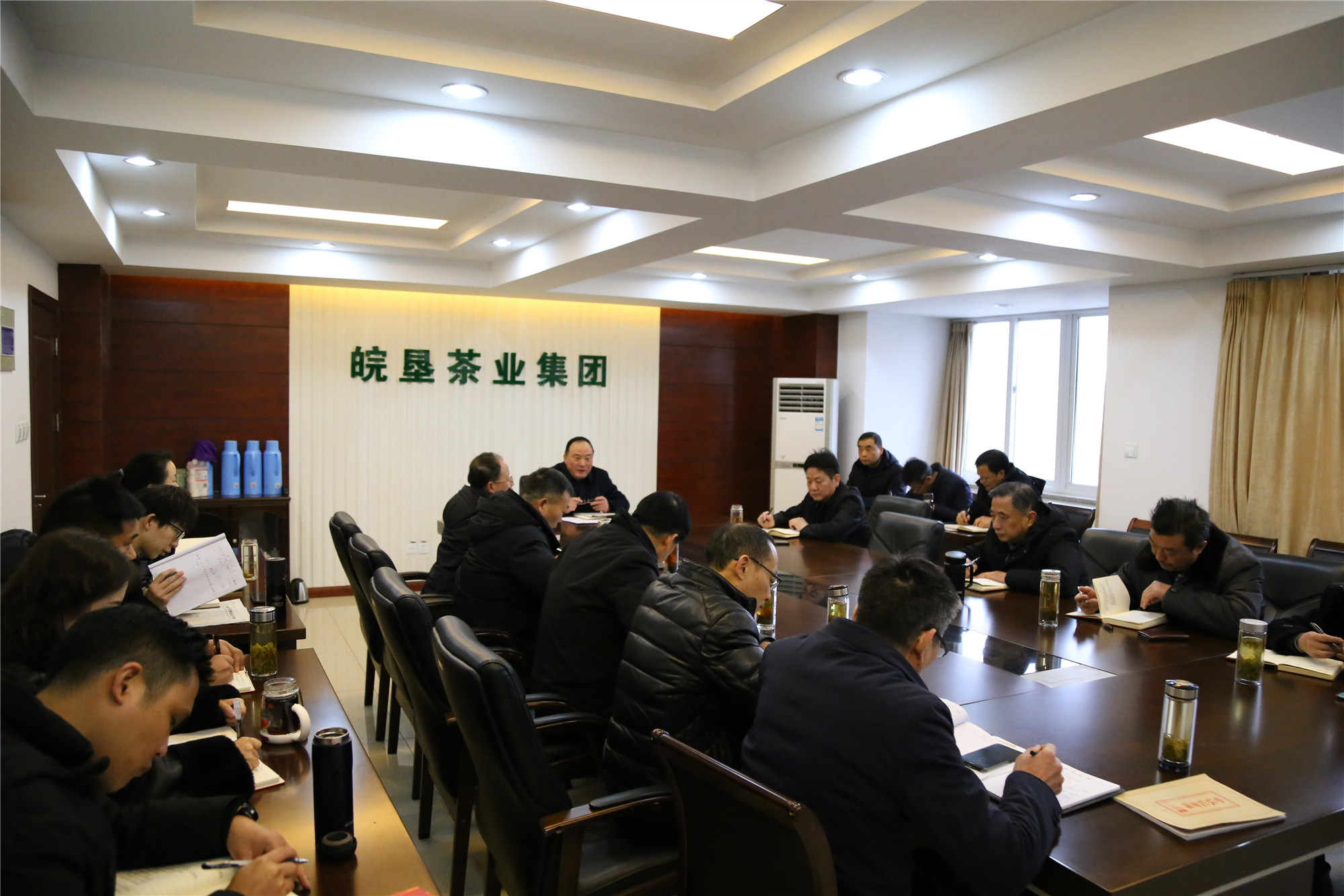 茶业集团党委理论学习中心组举行春节后首次集体学习