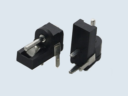 DC插座2.1和2.5通用吗？