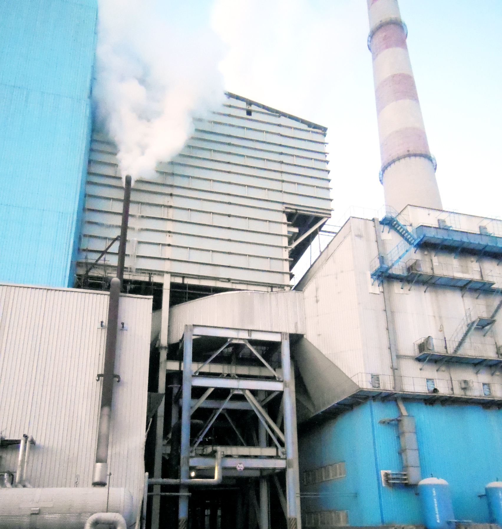 辽宁东方发电1号机组烟气脱硝革新