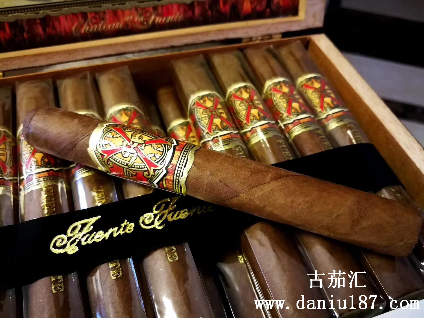 arturo fuente fuente opusx fuente fuente 阿图罗富恩特巨著ff双富