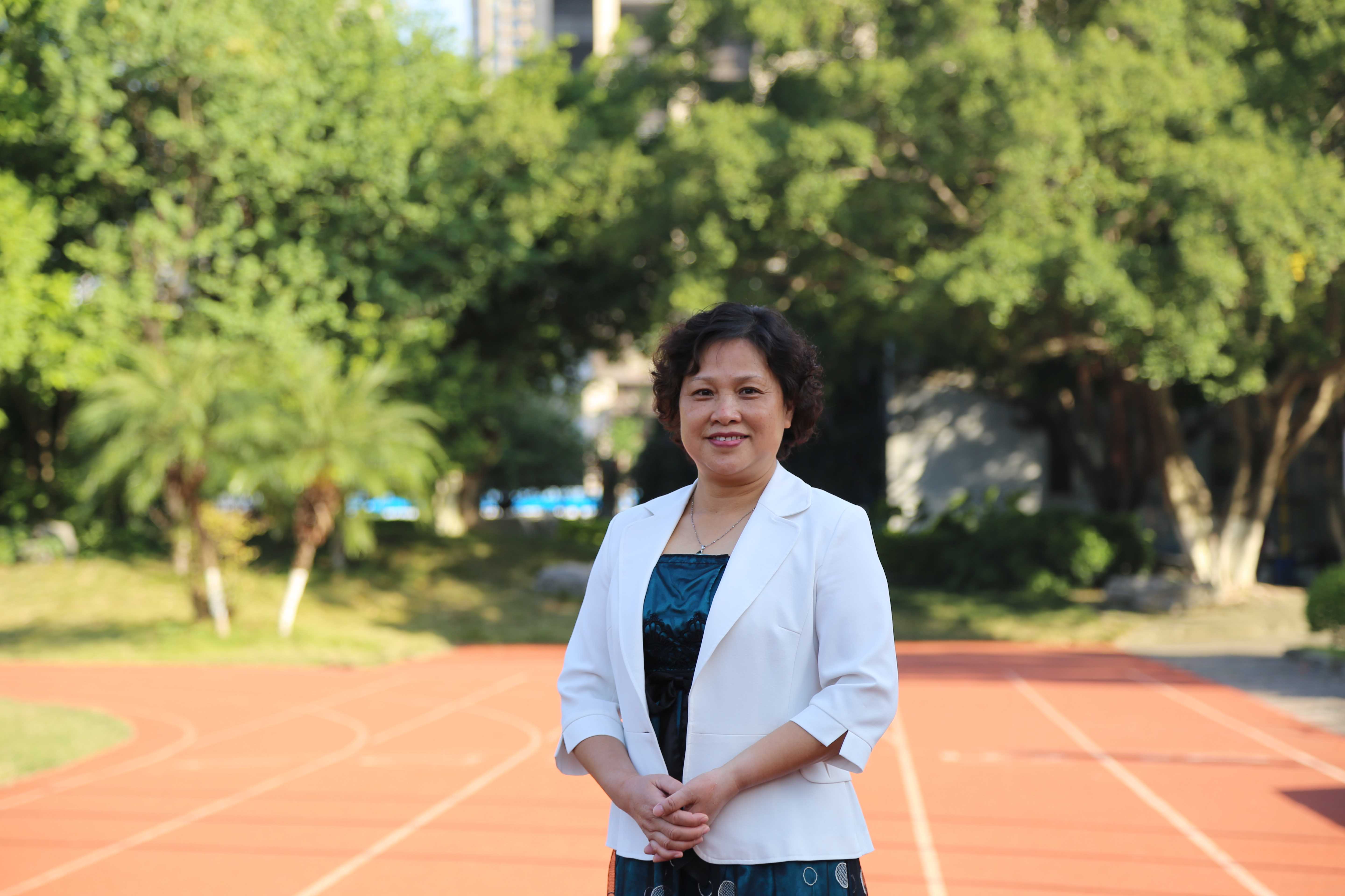 化学教师-柳州市民族高中