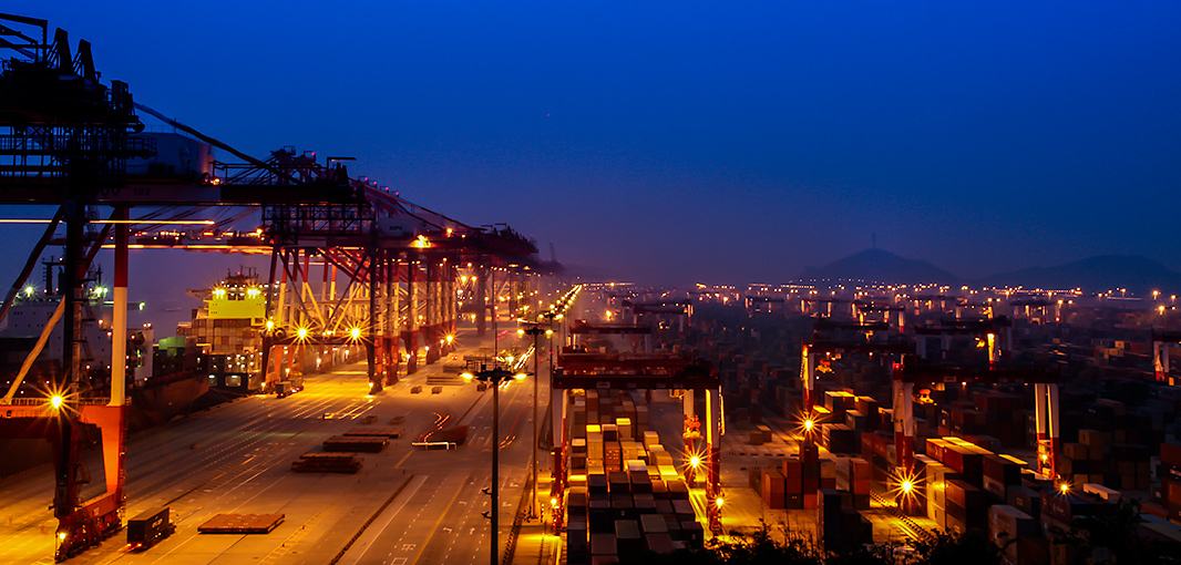 劳钢网站资料-案例图片-上海洋山港一期