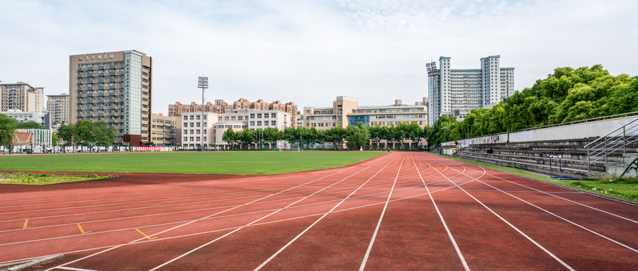 学校