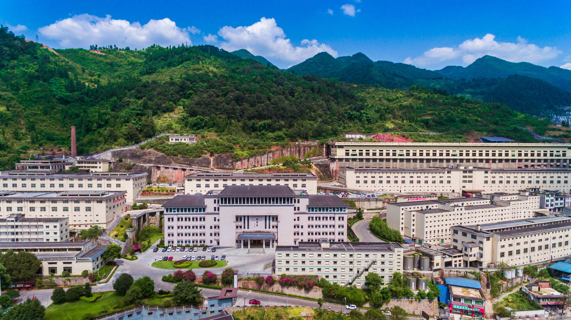 世界十大烈酒——遵义产区第四届"红高粱奖",贵州钓鱼台国宾酒业荣获