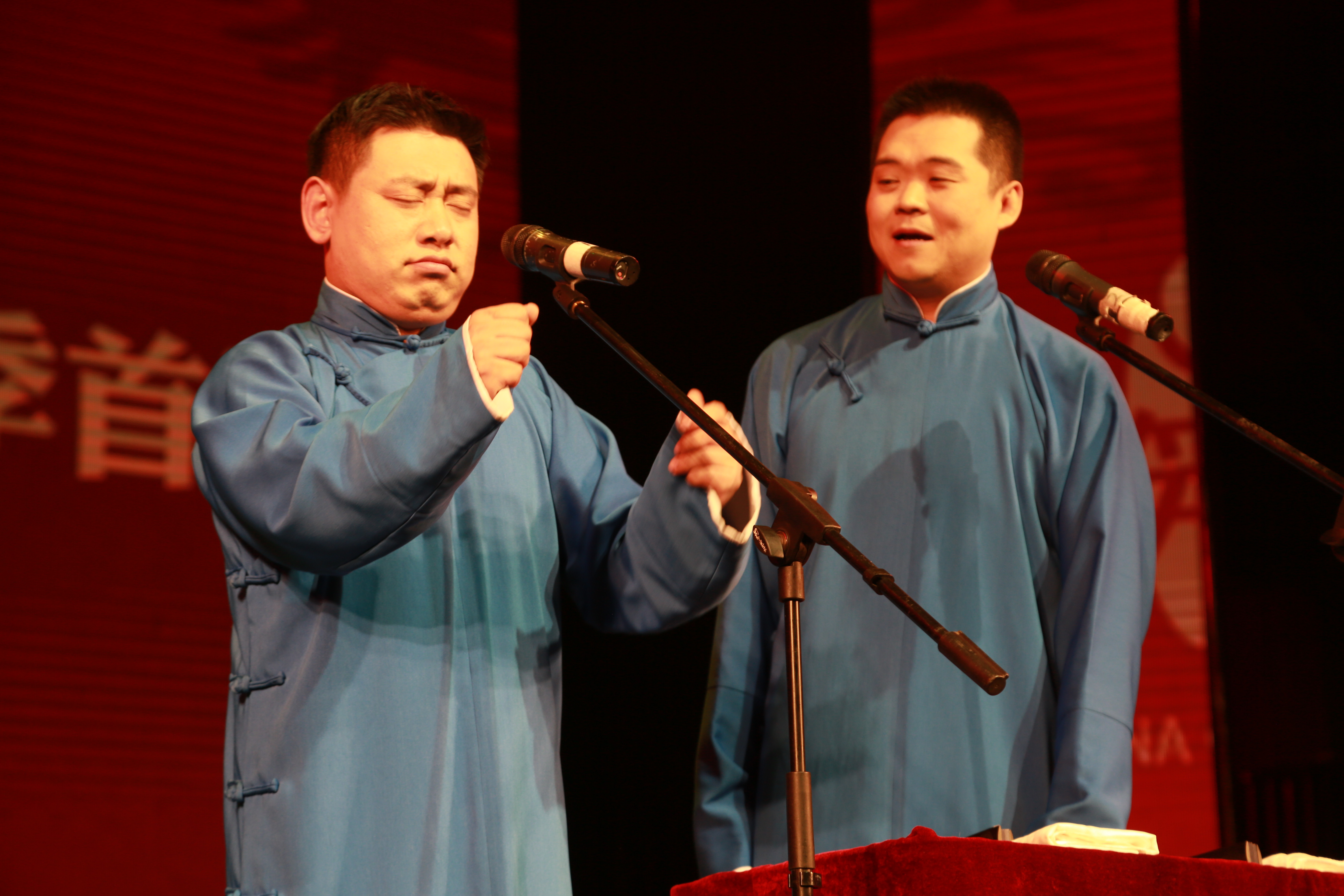 王文龙费小峰6