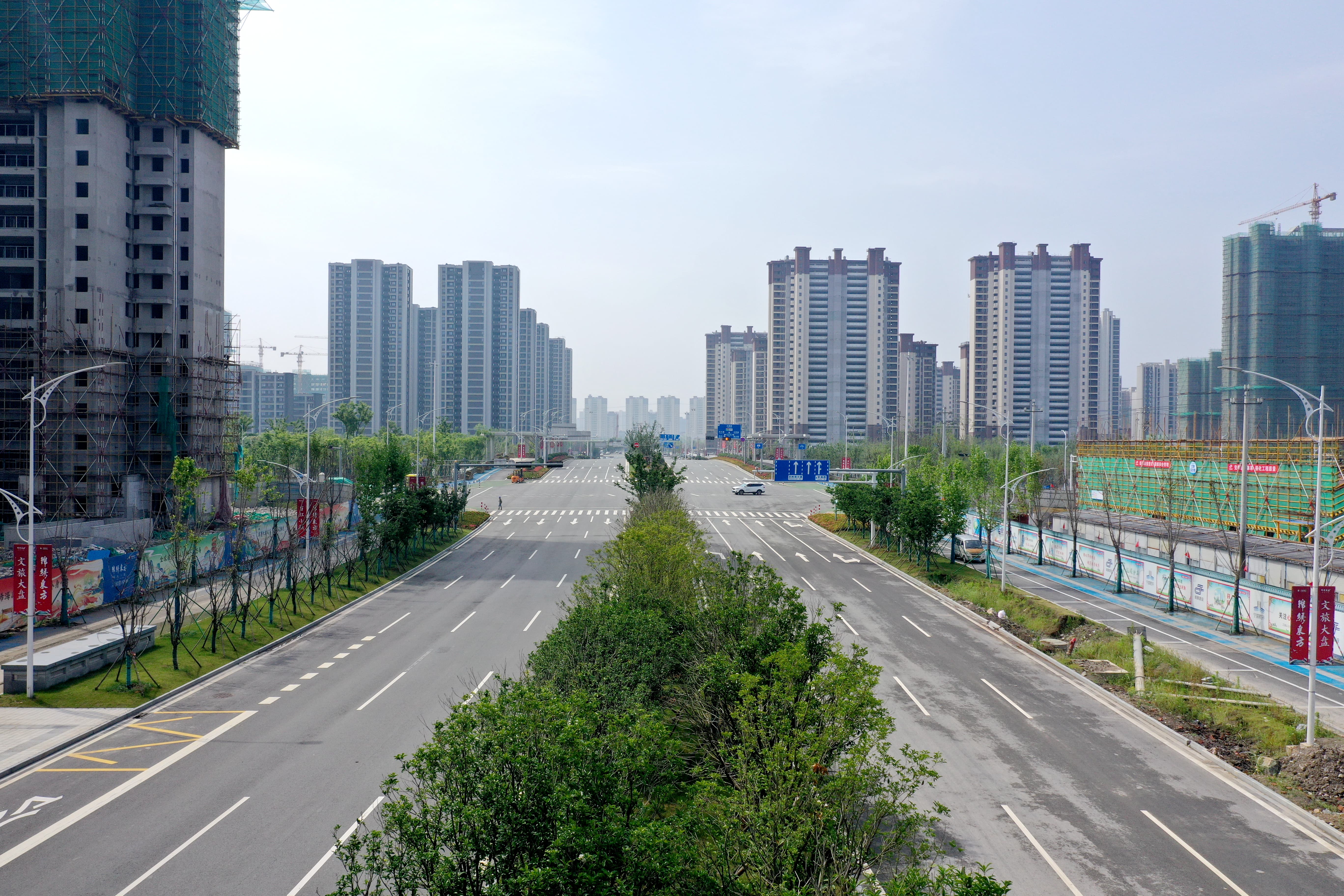 01-道路标准路段实景图_compressed_docsmall.com