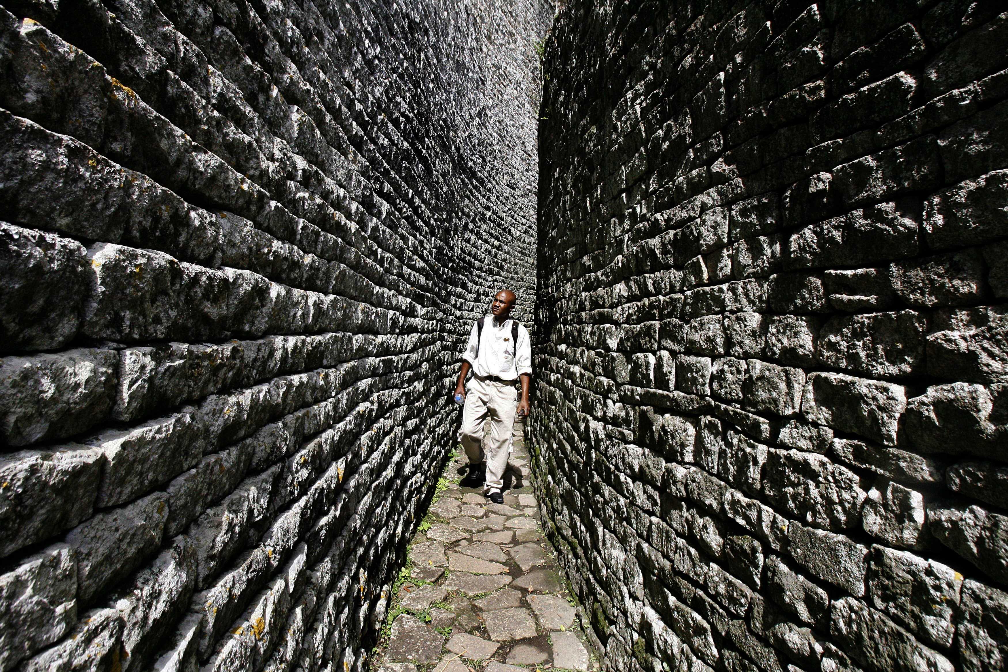 140127172343-great-zimbabwe-tourist-visiting-ruins