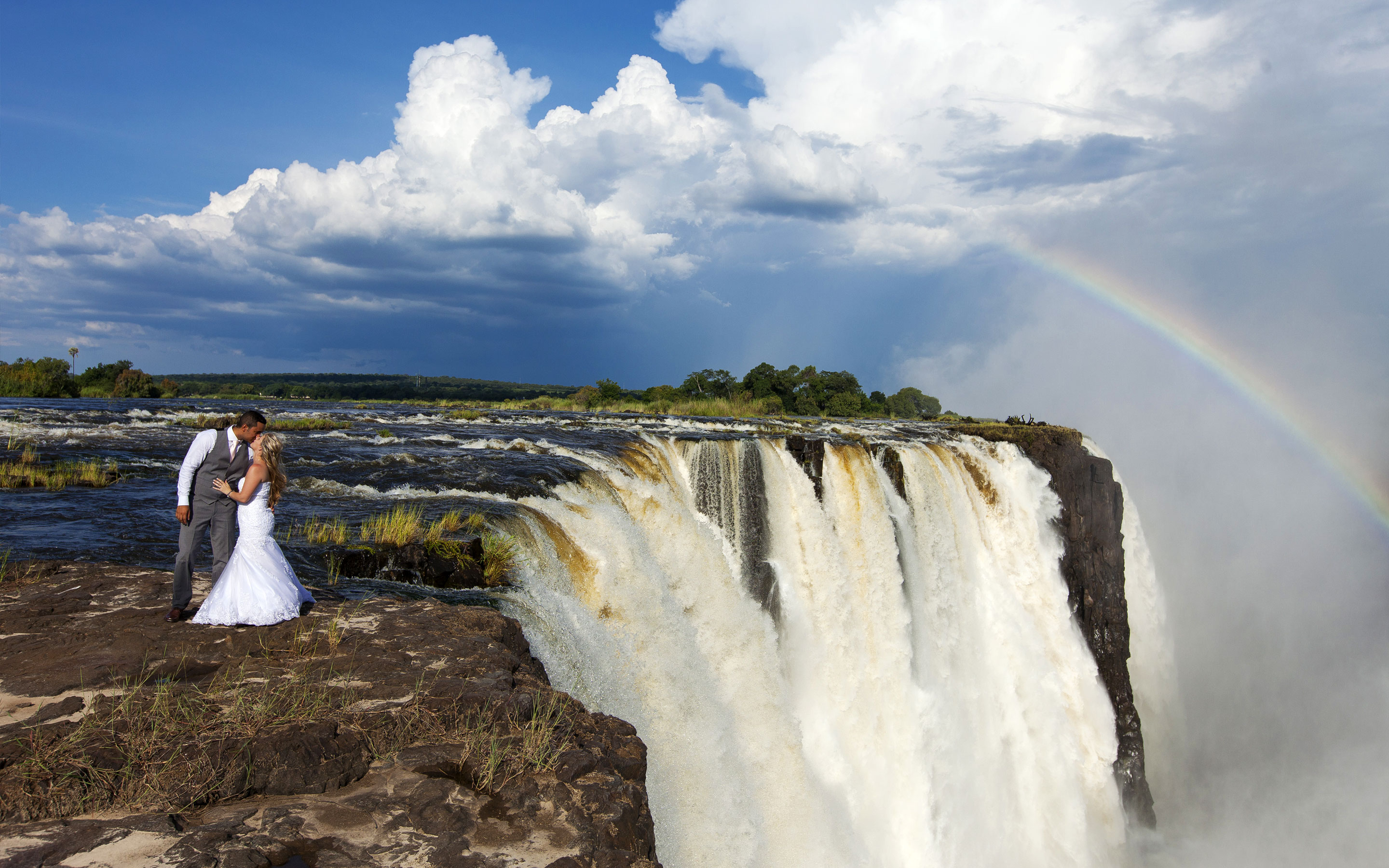 Weddings-At-Victoria-Falls