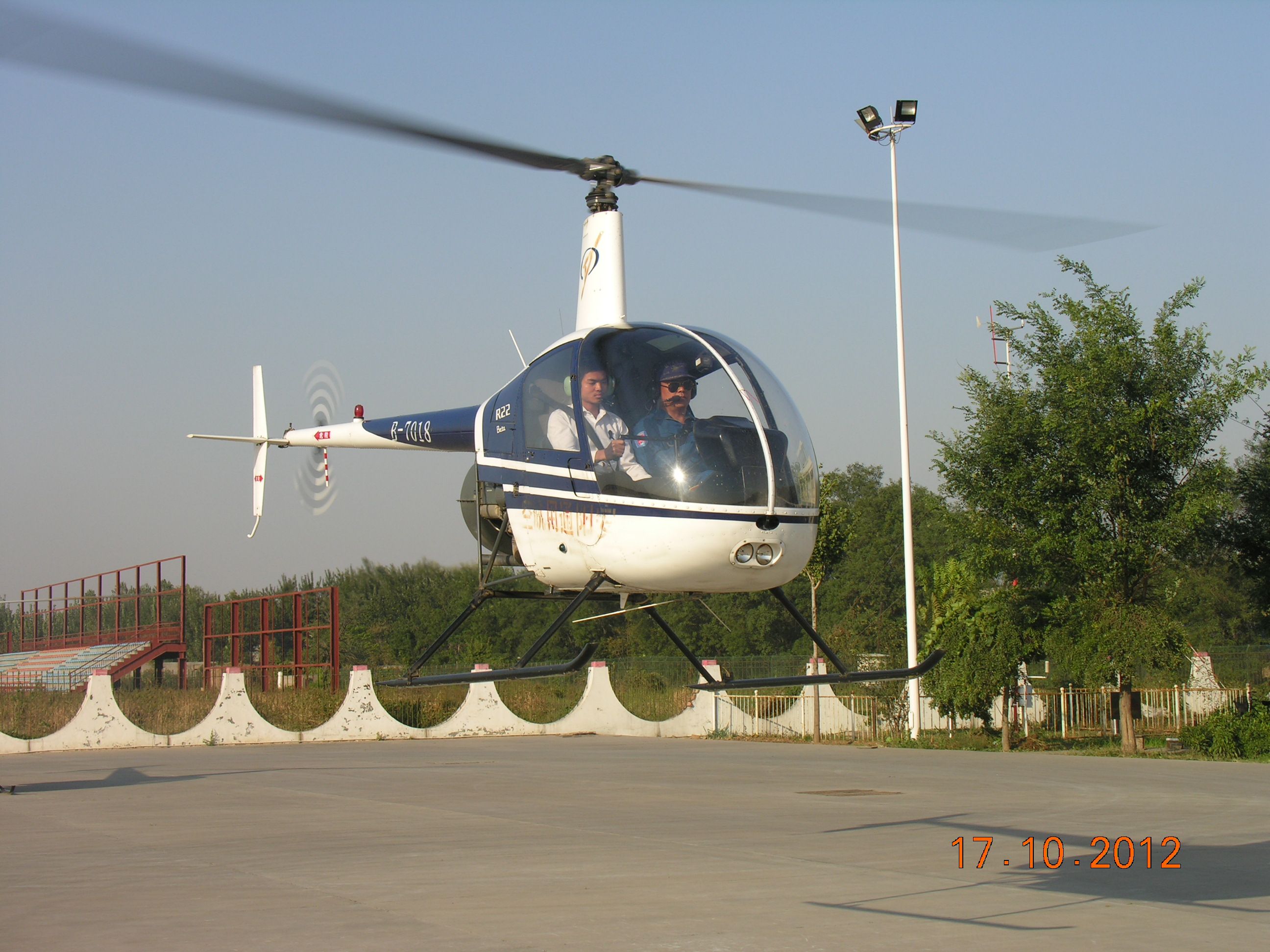 柬埔寨學員在我校進行飛行訓練