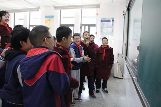 https://mmbiz.qpic.cn/mmbiz_jpg/jM38ibMjEJxAZnYHMObjvV7lylzOlM4nnARe6fvJnQWmy431bJSZpht7KdU8kyJXpCh9xLnjtjZP5oLjpkcgRvw/640?wx_fmt=jpeg