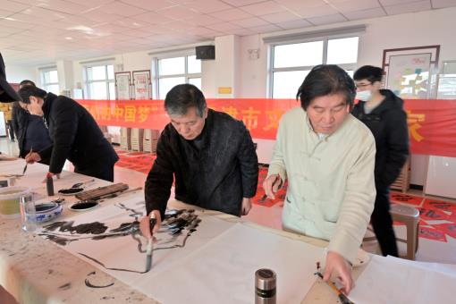 C:\Users\Administrator\Desktop\送福下乡活动\2025-01-22市作协、市画院赴武清区送福下乡活动\_DSC5400.JPG