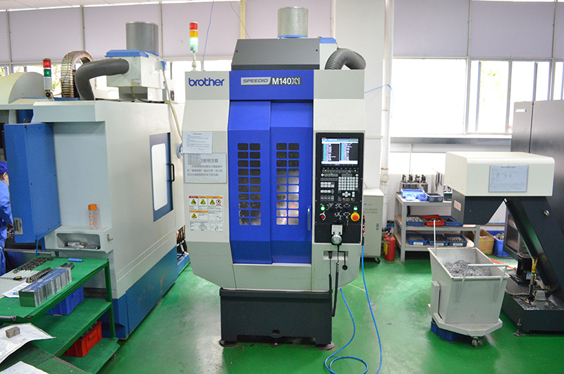 brother铣车复合CNC