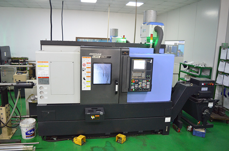 DOOSAN 复合 NC车床
