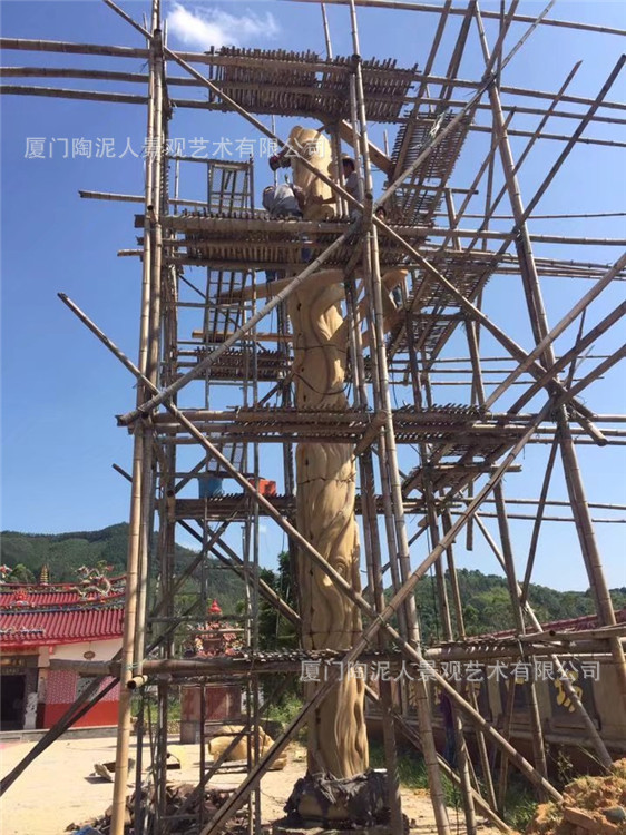 龙海玻璃钢雕塑厂家