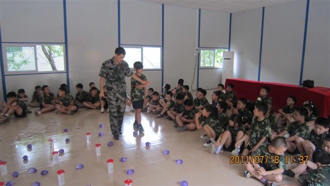 国防教育日-珠海红心拓展军事夏令营2021报名