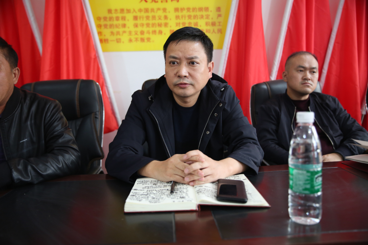【,脱贫,攻坚,】,邵东,谢伟宏,深入,兰,园里, . 【脱贫攻坚】邵东：谢伟宏深入兰园里村召开脱贫恳谈会