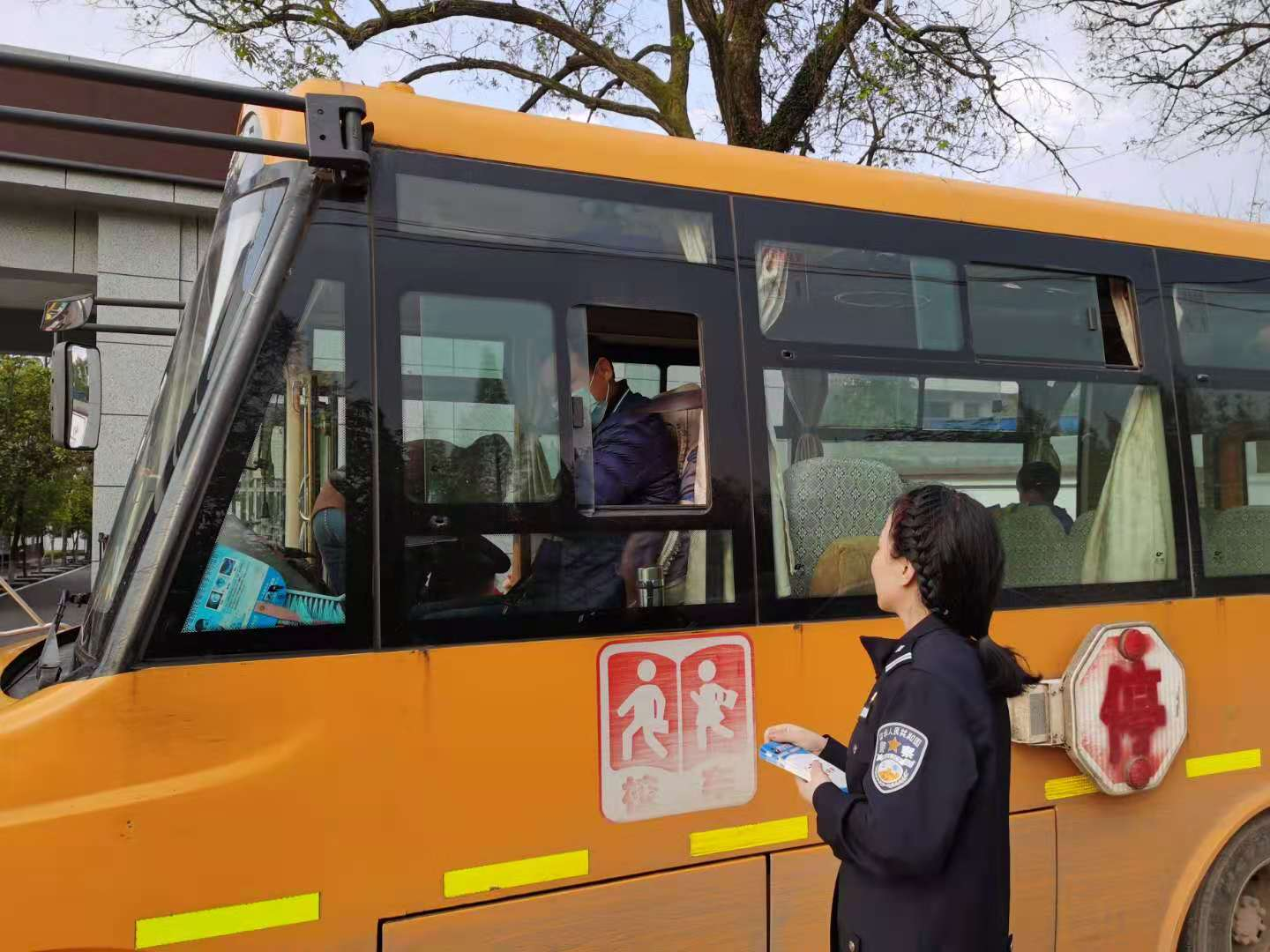 湖南,安乡,“,六到位,”,全面,提升,乡村,道路, . 湖南安乡： “六到位”全面提升乡村道路交通安全环境