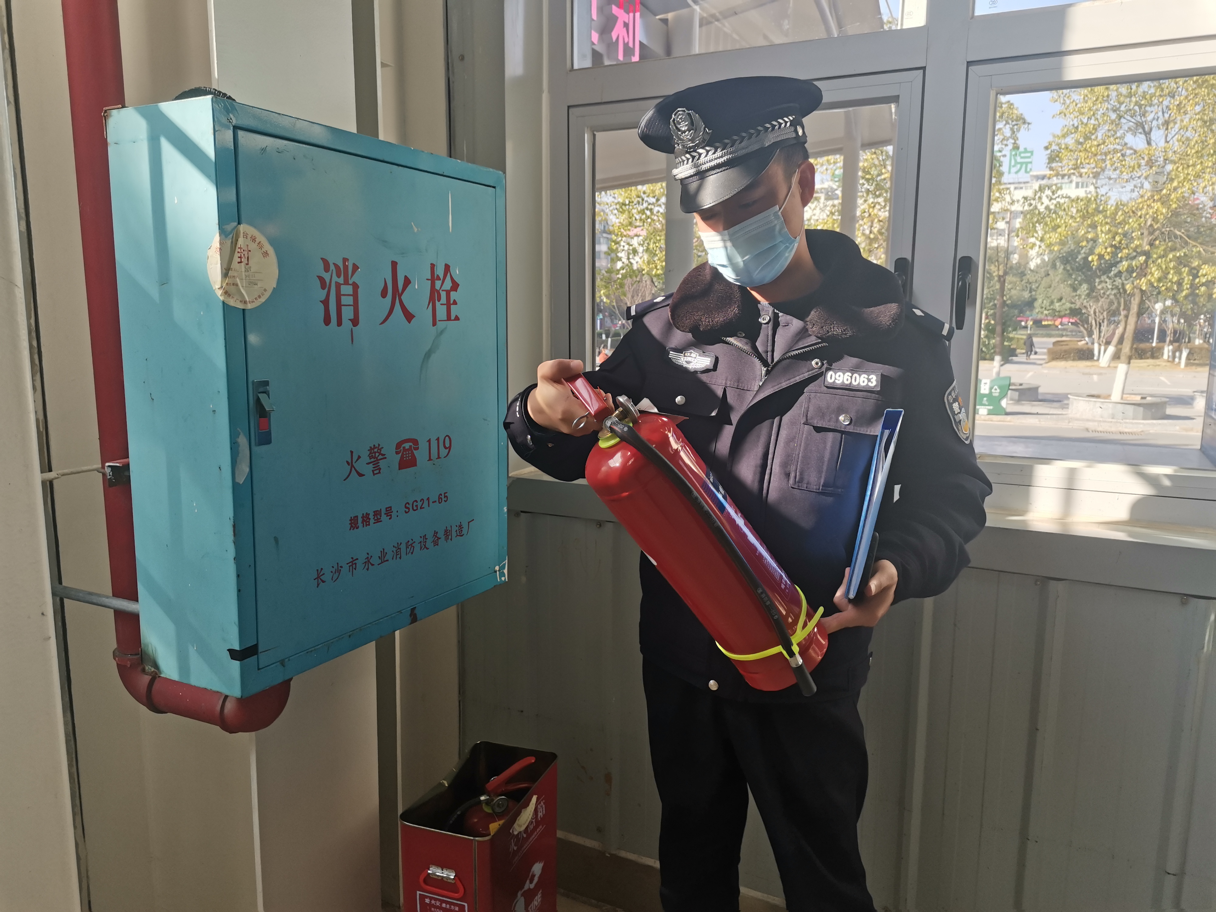 长铁,公安,邵阳,站,派出所,全面,加强,内部, . 长铁公安：邵阳站派出所全面加强内部消防监督工作