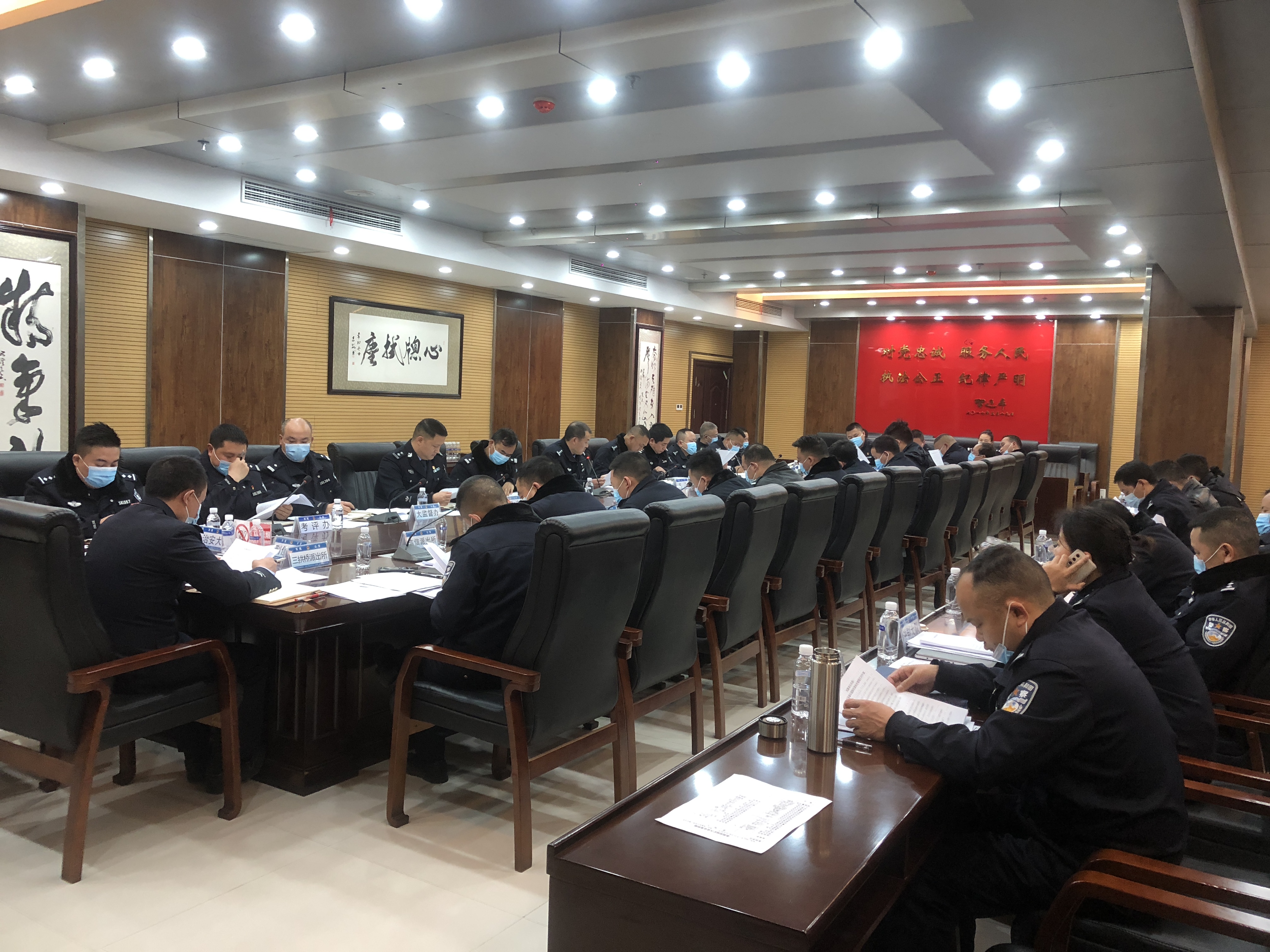 提前,谋划,凤凰,公安,召开,2021,年春运,工作, . 提前谋划 凤凰公安召开2021年春运工作部署会