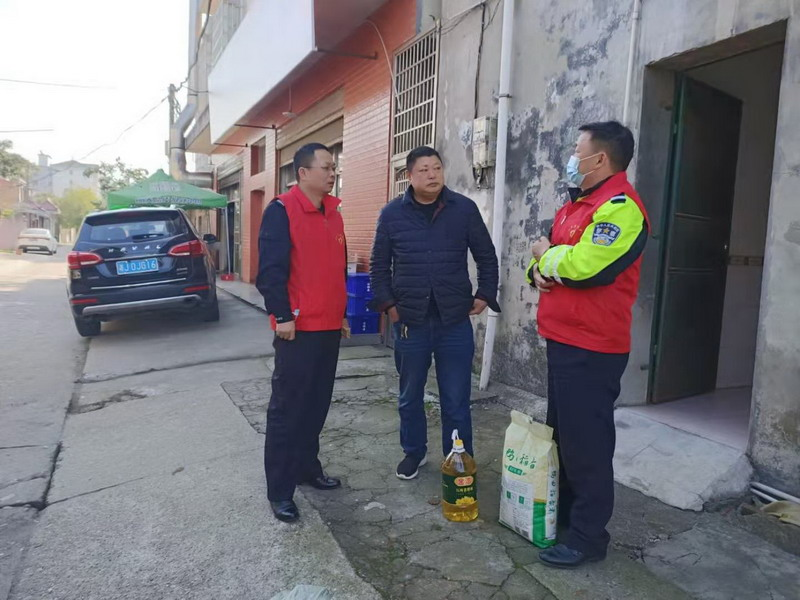 新春,走,基层,安乡,交警,慰问,社区,困难,群众, . 新春走基层 安乡交警慰问社区困难群众