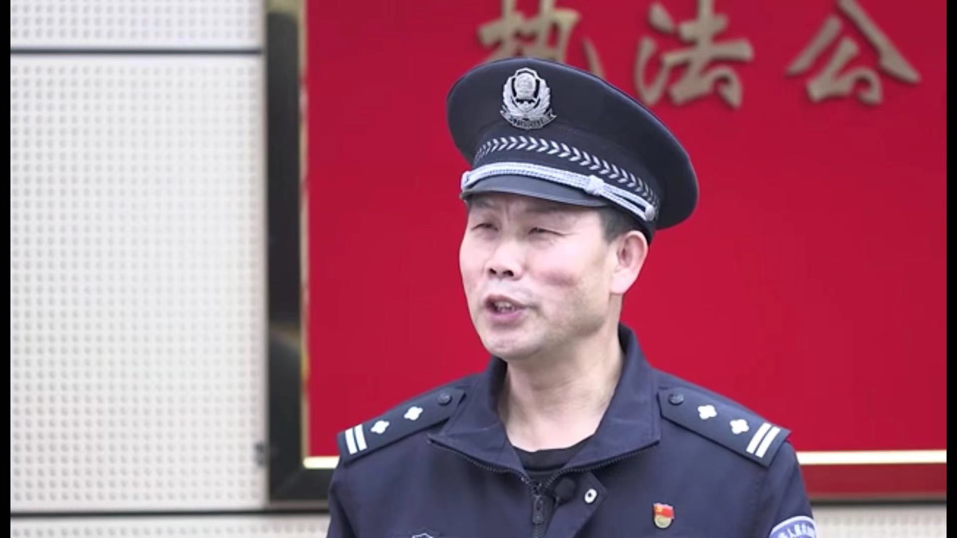 湖南,长沙,铁警,捣毁,制贩,假票,窝点,查获,假, . 湖南长沙：铁警捣毁制贩假票窝点 查获假火车票千余张
