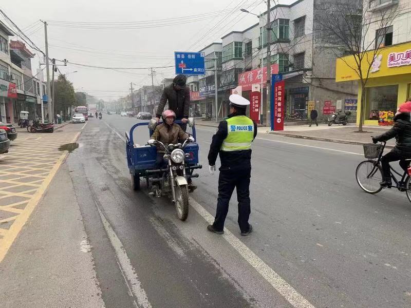 安乡,因地制宜,有序,推进,摩托车,、,电动, . 安乡：因地制宜有序推进摩托车、电动自行车违法整治