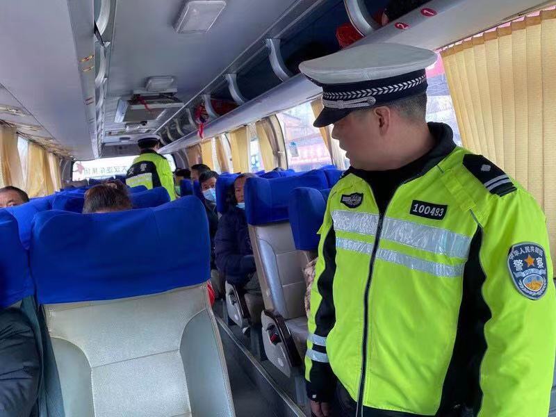 安乡,因地制宜,有序,推进,摩托车,、,电动, . 安乡：因地制宜有序推进摩托车、电动自行车违法整治