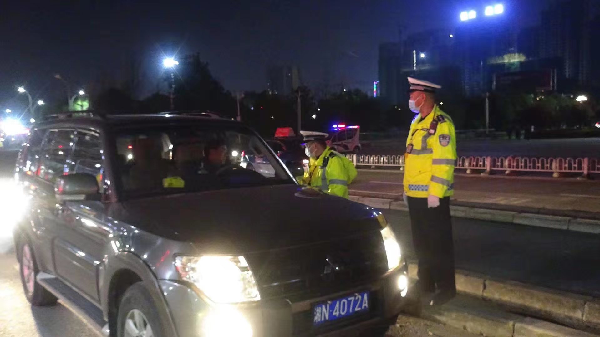 怀化,处,交管,支队,全力,保障,“,两会,”, . 怀化处交管支队全力保障“两会”期间道路交通安全畅通