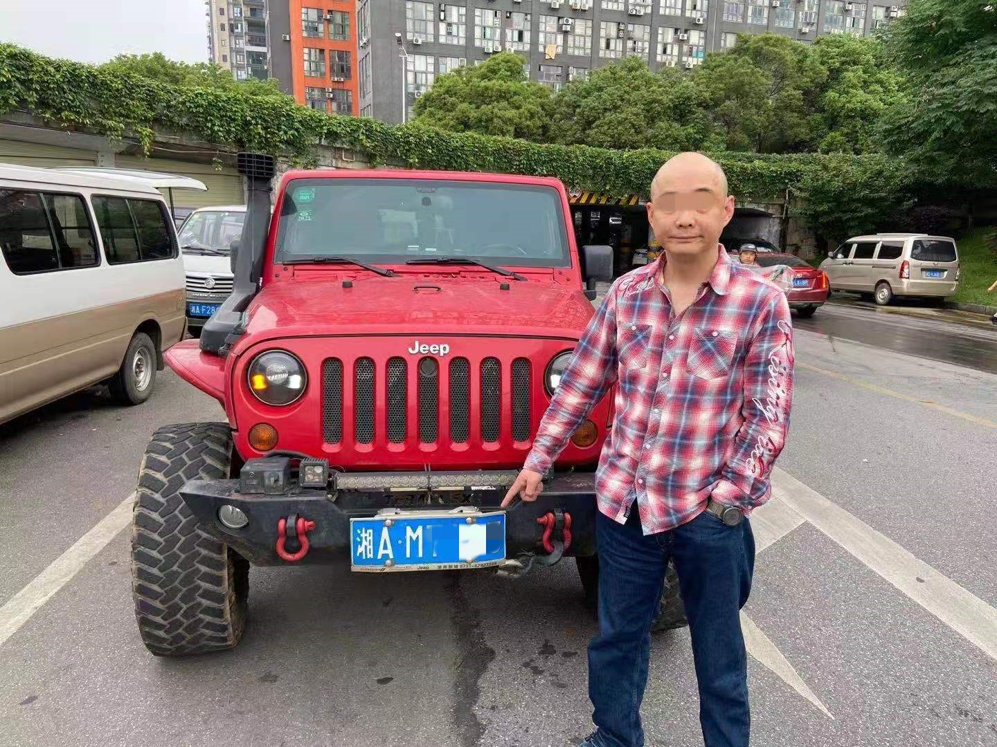 长沙,改装车,司机,神色,慌张,一查,竟是,隔夜, . 长沙：改装车司机神色慌张   一查竟是隔夜酒驾