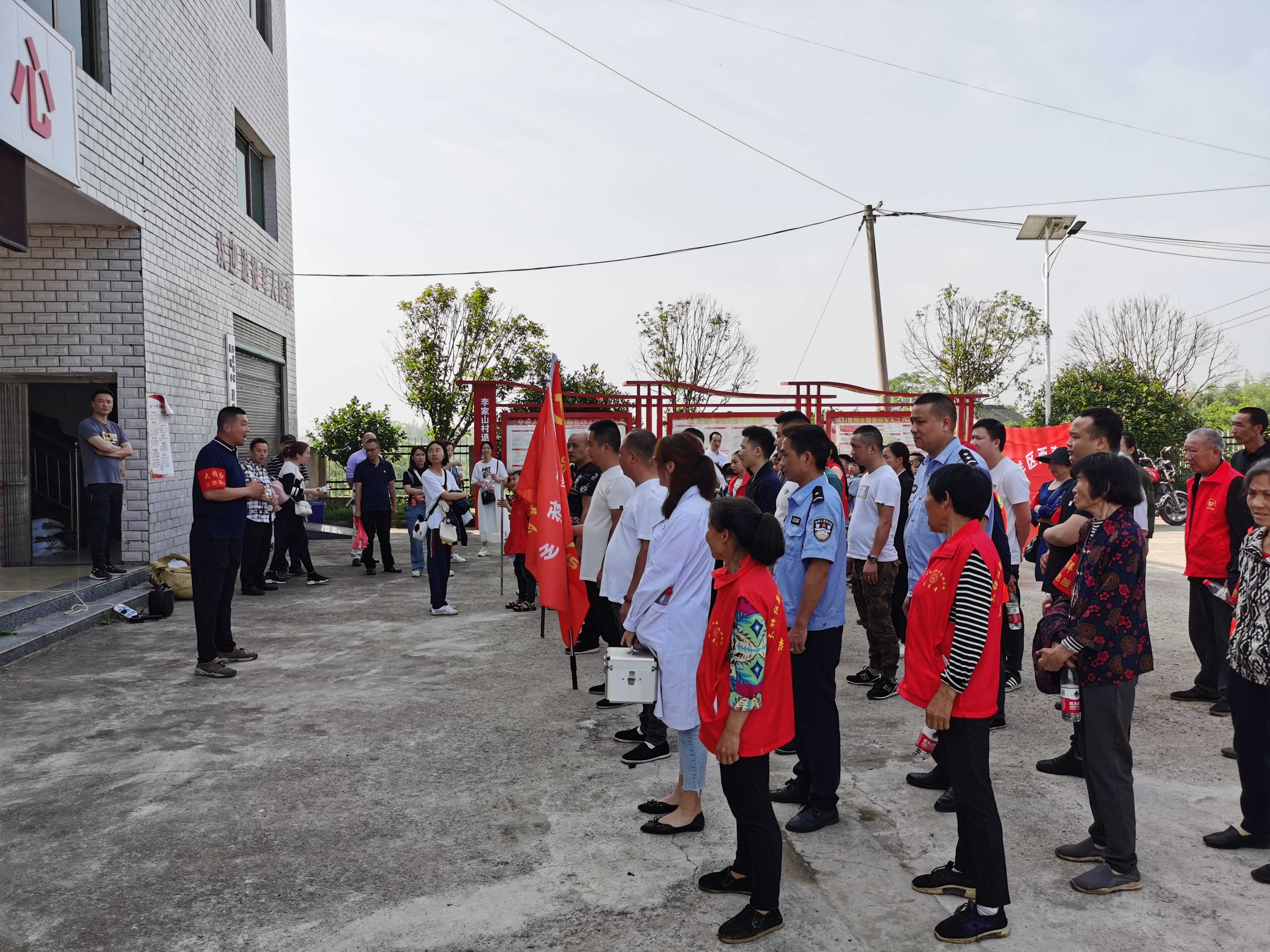 大祥,公安,立足,岗位,为,群众,解决,“,警察, . 大祥公安立足岗位为群众解决“急难愁盼”大小事情