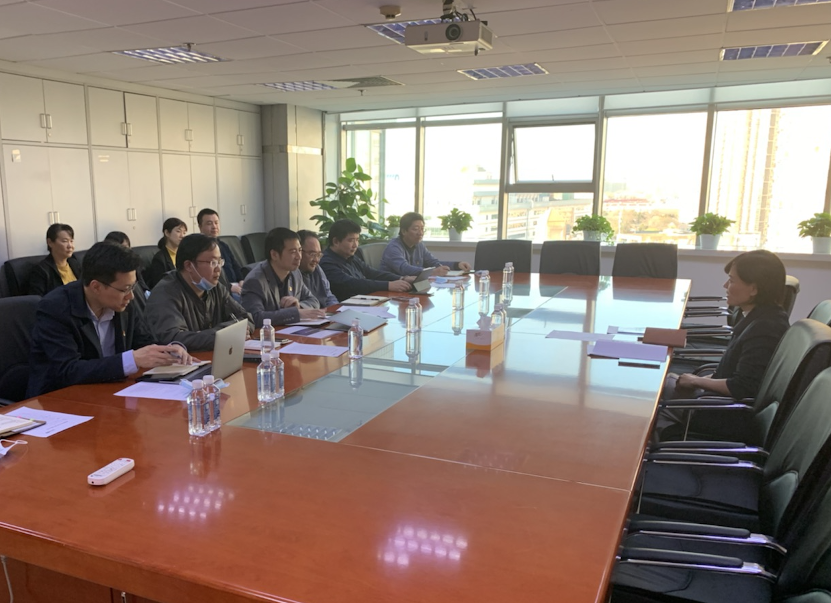 赛迪研究院张小燕副院长莅临赛迪时代公司指导工作