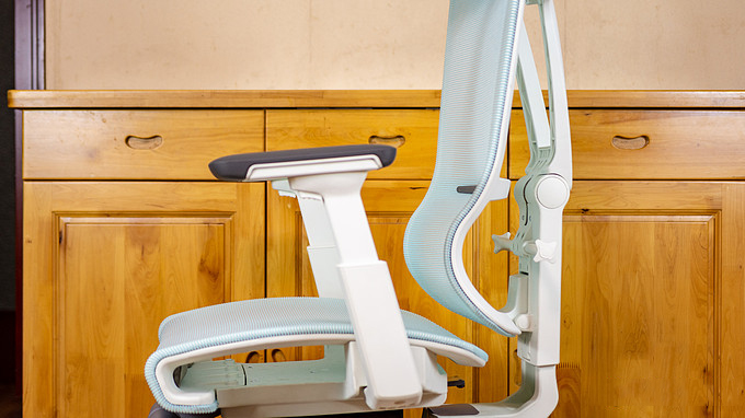 前倾不累腰,横躺可伸腿:达宝利D6人体工学网布椅测评-20200319_104750_121