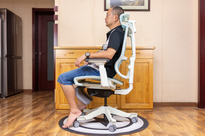 前倾不累腰,横躺可伸腿:达宝利D6人体工学网布椅测评-20200319_104750_122