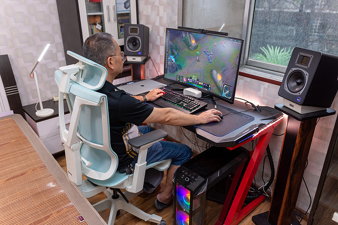 前倾不累腰,横躺可伸腿:达宝利D6人体工学网布椅测评-20200319_104750_128