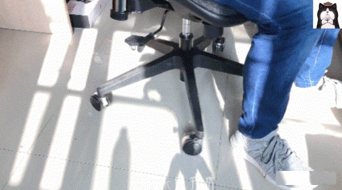 拯救你的不当坐姿:达宝利DY607人体工学电脑椅快速体验-20200319_104146_078