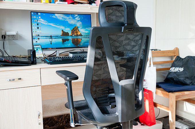 拯救你的不当坐姿:达宝利DY607人体工学电脑椅快速体验-20200319_104146_079