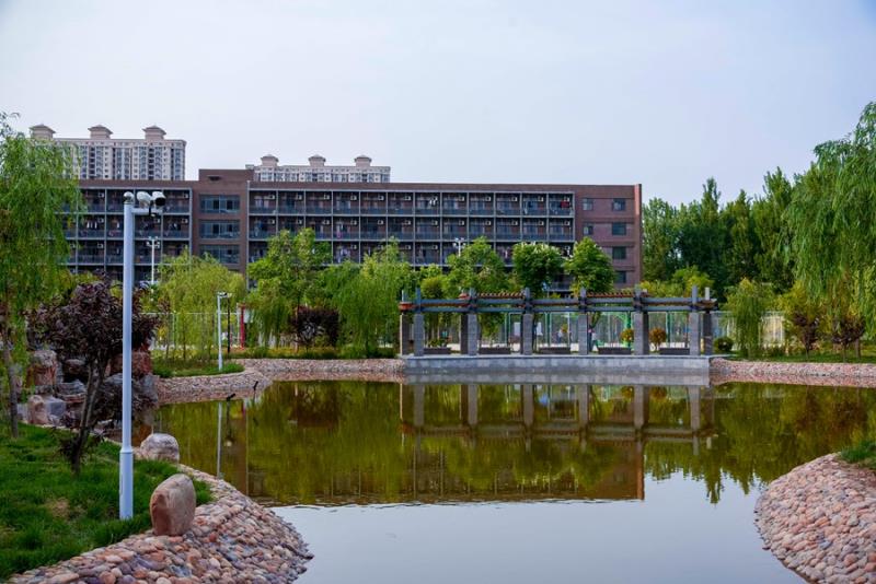 优美的校园环境-邯郸市职教中心