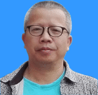 监事周锦春