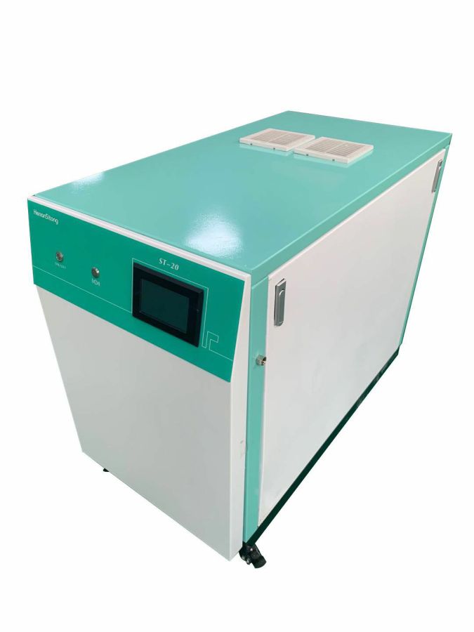 1.2立方一體機-側面