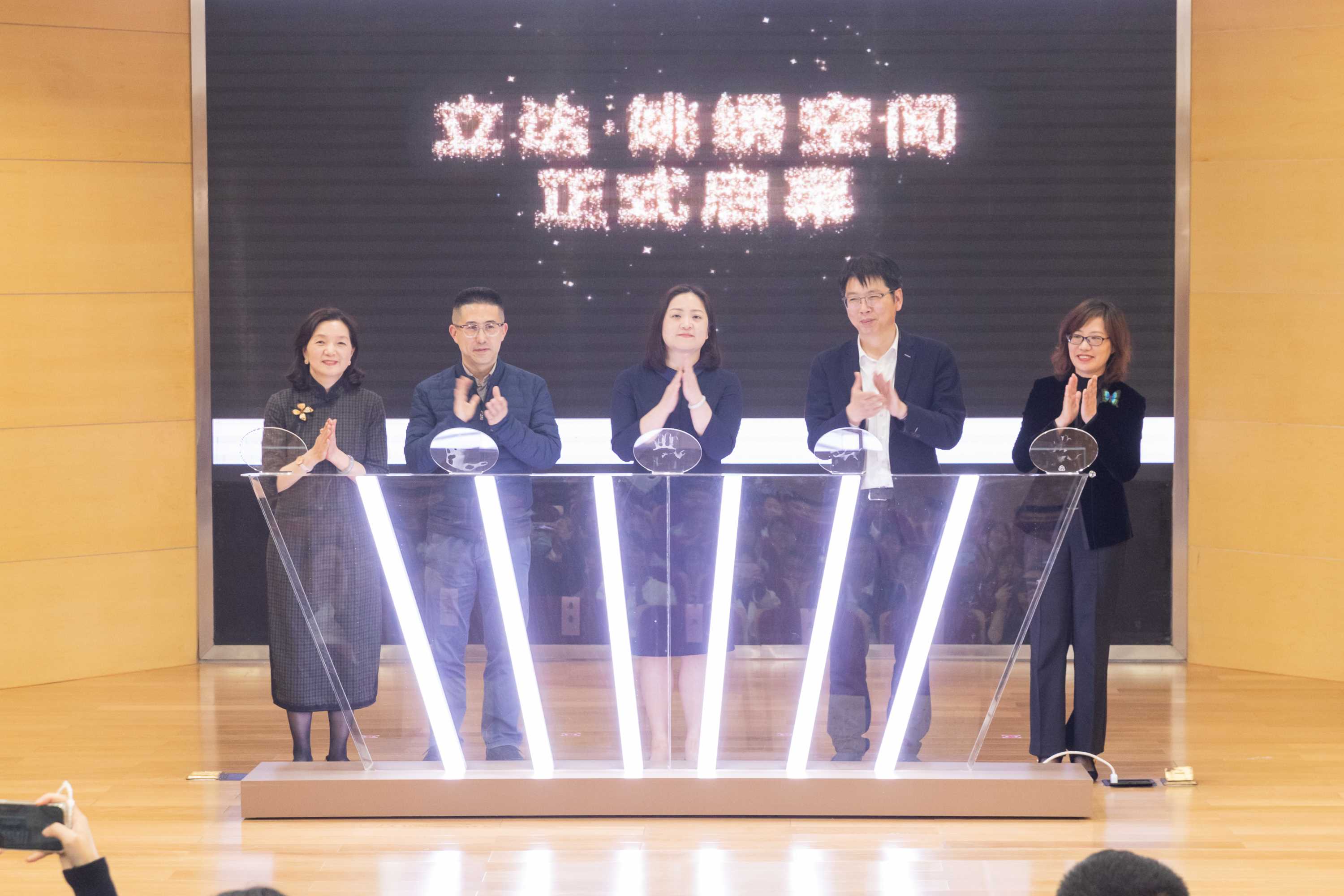 构建苏绣与青少年连接优质平台