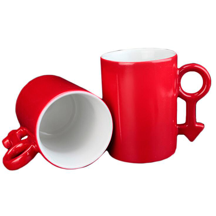 00主图LOVEShapeHandledCoupleColorChangingMugs-3