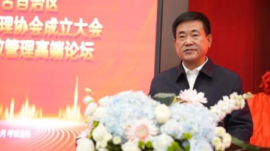 吴忠岩