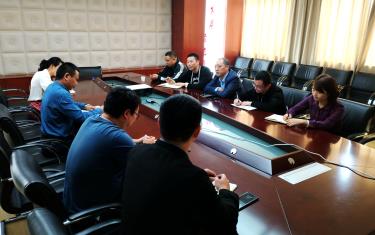3 5月24日，贵广网络正安县分公司总经理赵佳鸿一行到正安县移动公司进行业务交流。双方就网络运营、市场营销、深度合作等达成共识。（正安县分公司  冯娜）