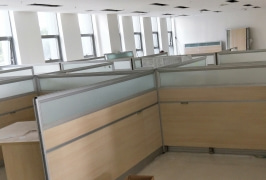 南京艺搬搬家公司专业提供家具拆装。