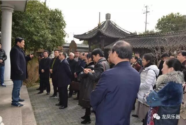 http://www.yzlongfeng.com/uploads/allimg/190419/1-1Z419104025301.jpg